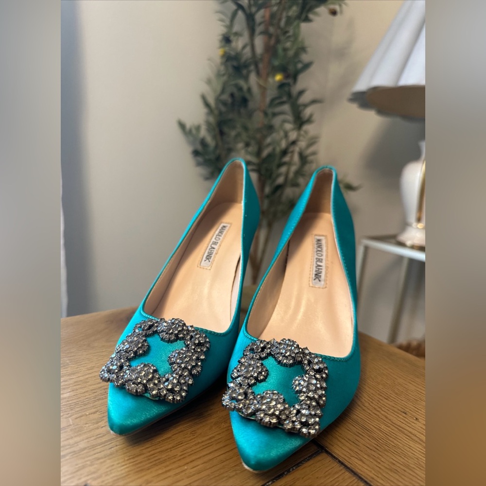 Manolo Blahnik Hangisi 70 Green Satin Jewel Buckle Pumps